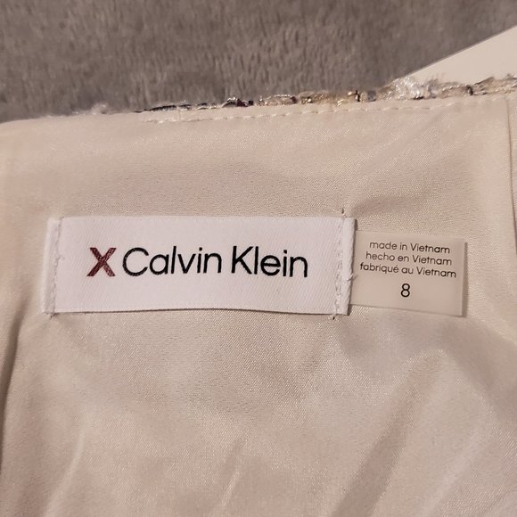 Women's Tweed Pocket Mini Skirt - Picture 9 of 10